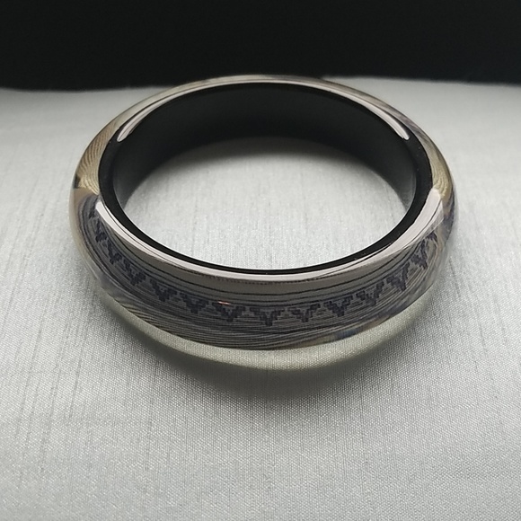 💲2 for $10💲Blue w/ black bangle bracelet - Picture 2 of 6